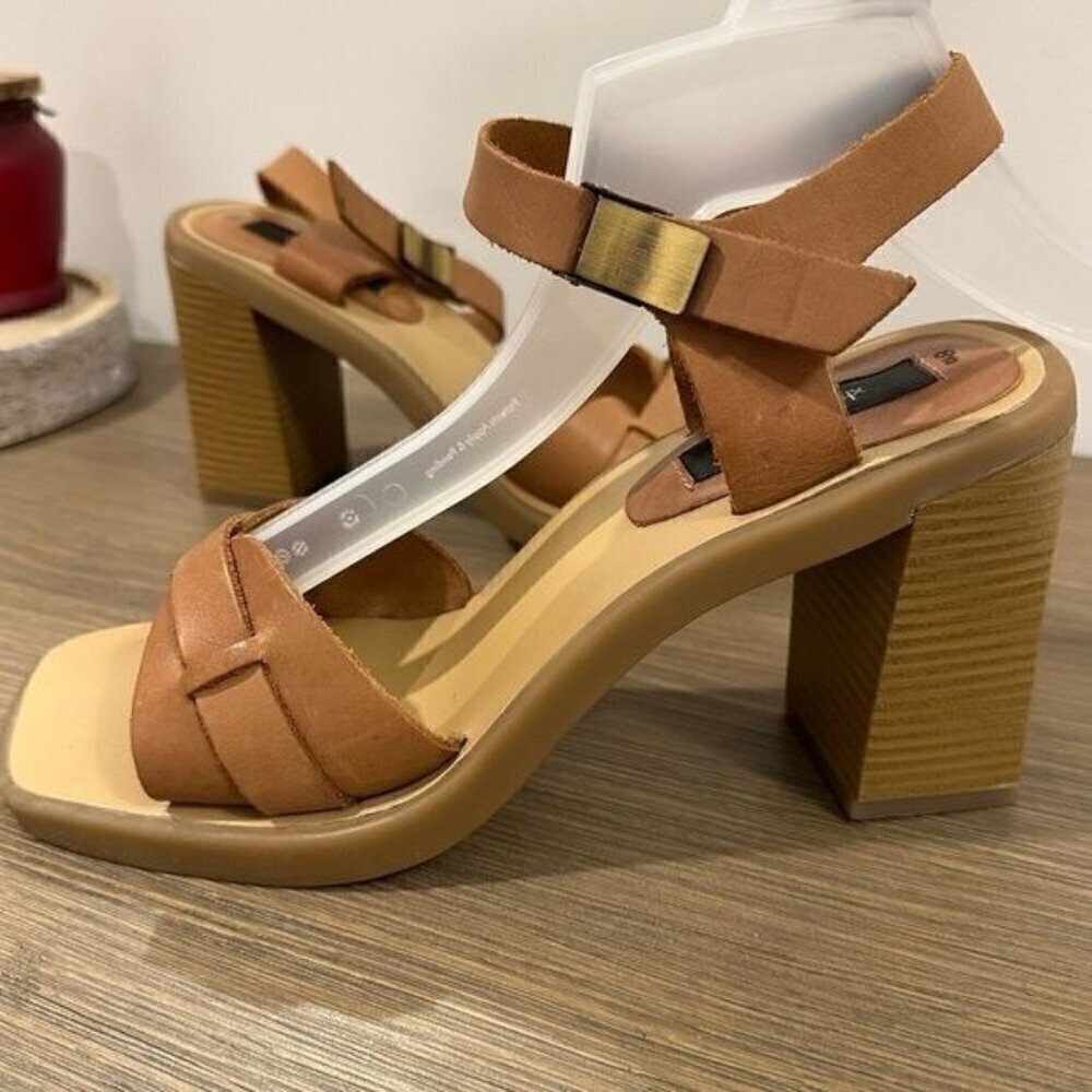 VTG Xhiliration Leather 90s Y2K square toe block heel strappy sandals size 8.5
